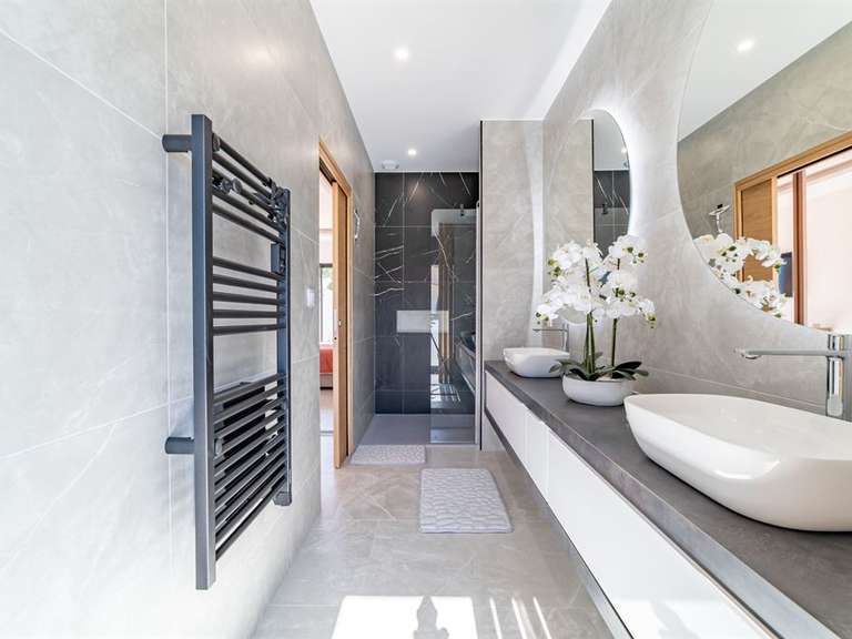 Maison Agde - 3 chambres - 145m²