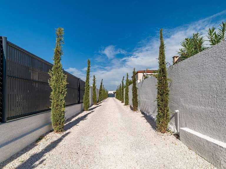 Maison Agde - 3 chambres - 145m²