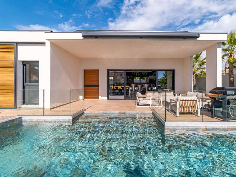 Maison Agde - 3 chambres - 145m²