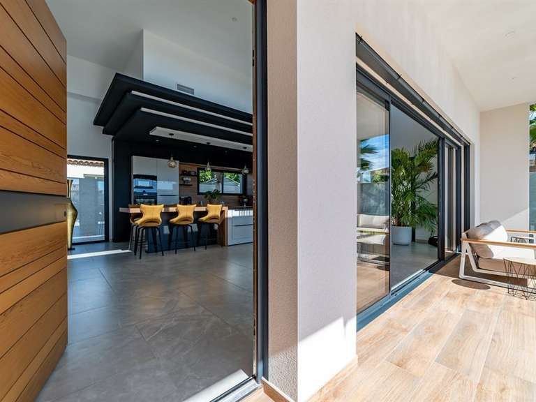 Maison Agde - 3 chambres - 145m²