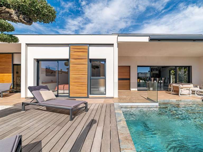 Maison Agde - 3 chambres - 145m²