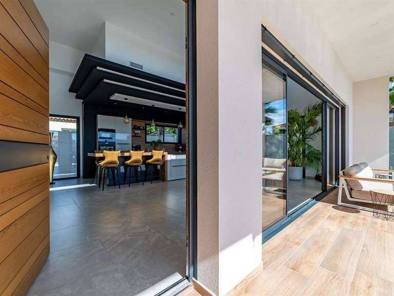 Maison Agde - 3 chambres - 145m²