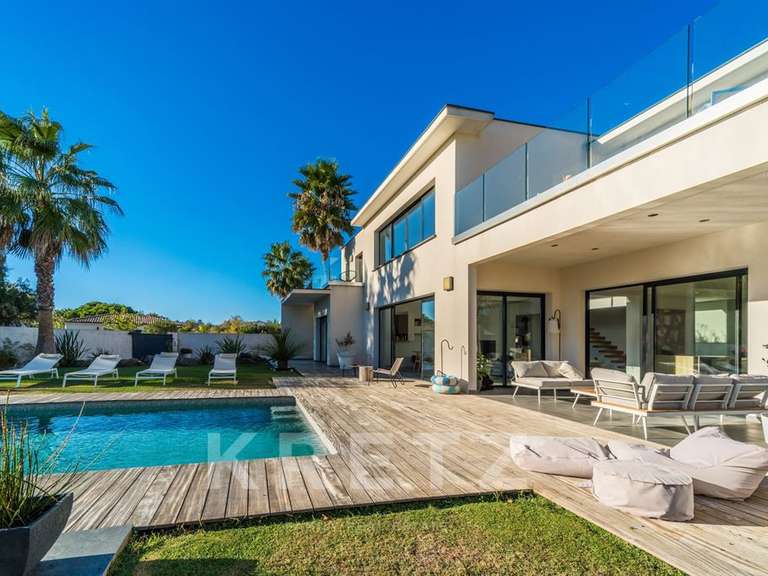 House Agde - 4 bedrooms - 237m²
