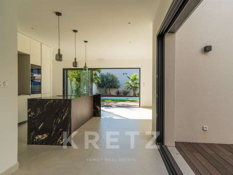 Maison Agde - 4 chambres - 196m²