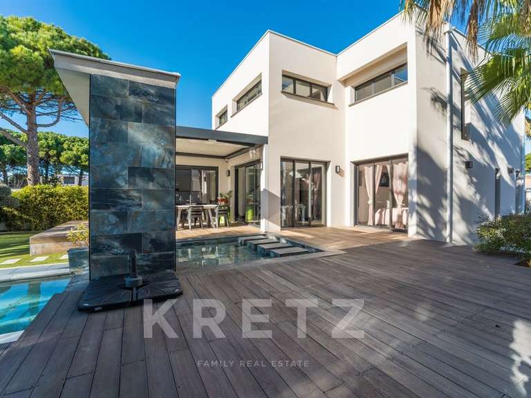 Maison Agde - 4 chambres - 125m²