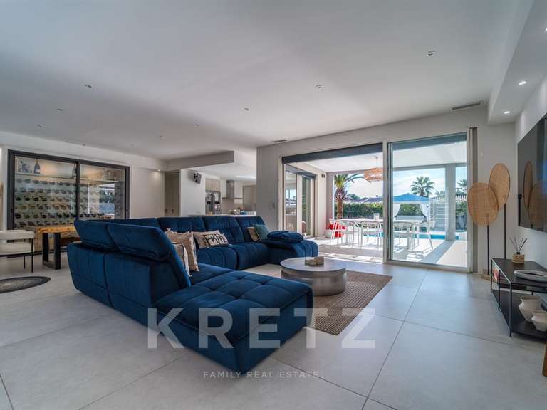 Maison Agde - 4 chambres - 218m²