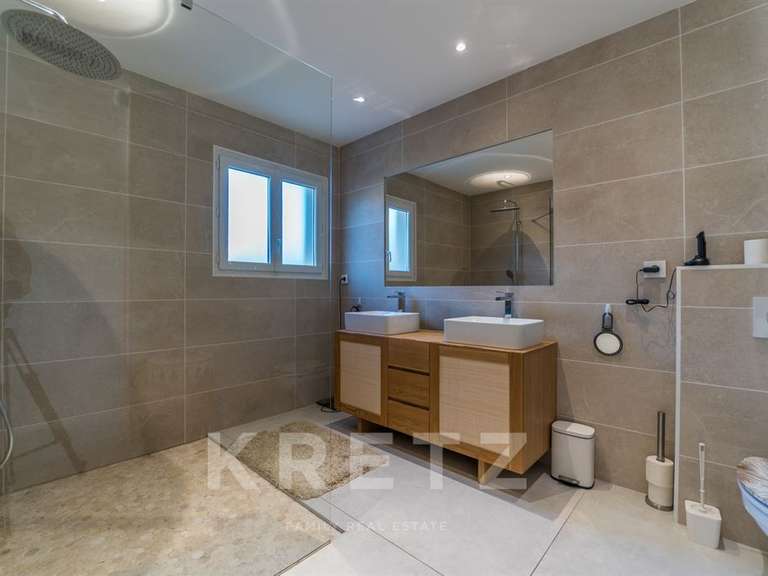 Maison Agde - 4 chambres - 218m²