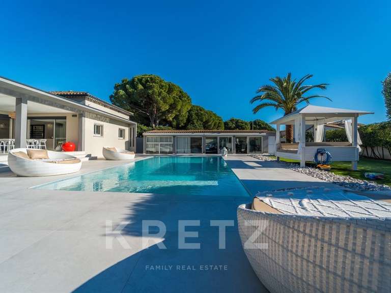 Maison Agde - 4 chambres - 218m²