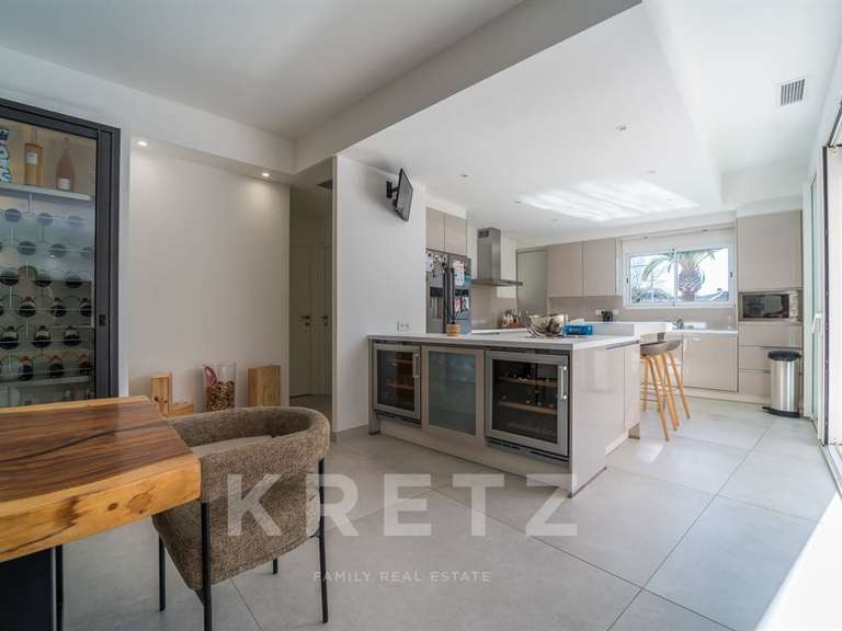 Maison Agde - 4 chambres - 218m²