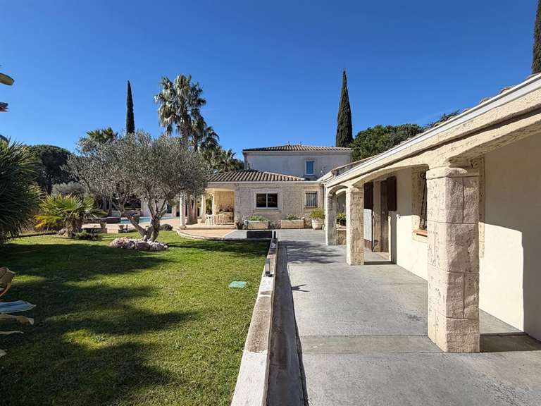 House Agde - 5 bedrooms - 266m²