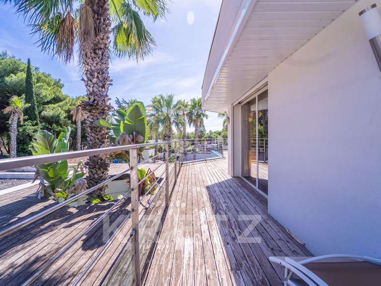 Maison Agde - 4 chambres - 230m²