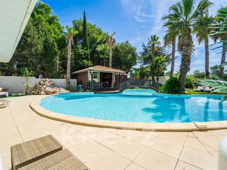 Maison Agde - 4 chambres - 230m²