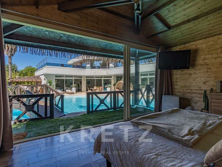 Maison Agde - 4 chambres - 230m²