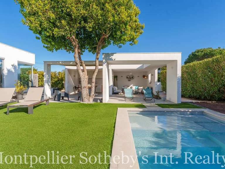 Maison Agde - 6 chambres - 321m²