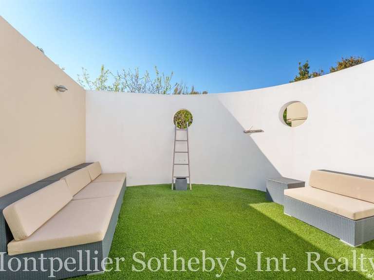 Maison Agde - 6 chambres - 321m²