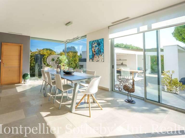 Maison Agde - 6 chambres - 321m²