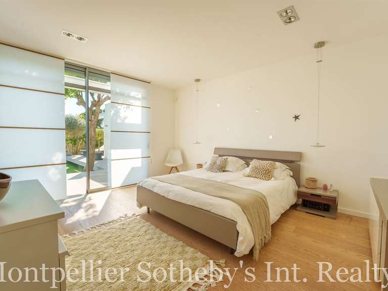 Maison Agde - 6 chambres - 321m²