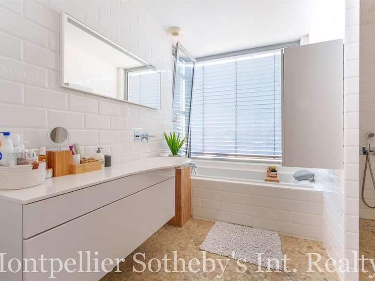 Maison Agde - 6 chambres - 321m²