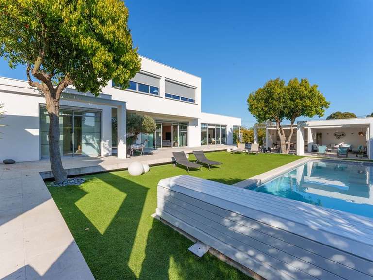 House Agde - 6 bedrooms - 321m²