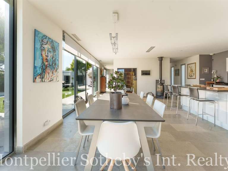 Maison Agde - 6 chambres - 321m²