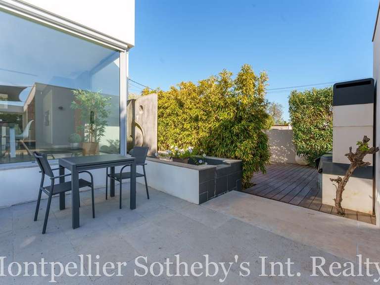 Maison Agde - 6 chambres - 321m²