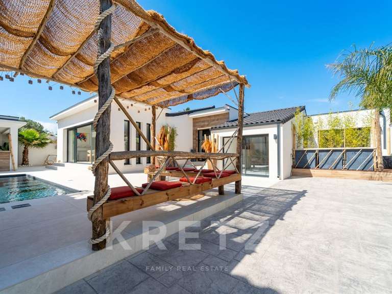 Maison Agde - 4 chambres - 250m²