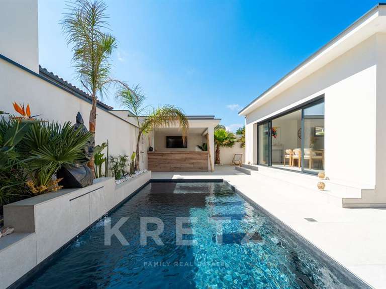 Maison Agde - 4 chambres - 250m²