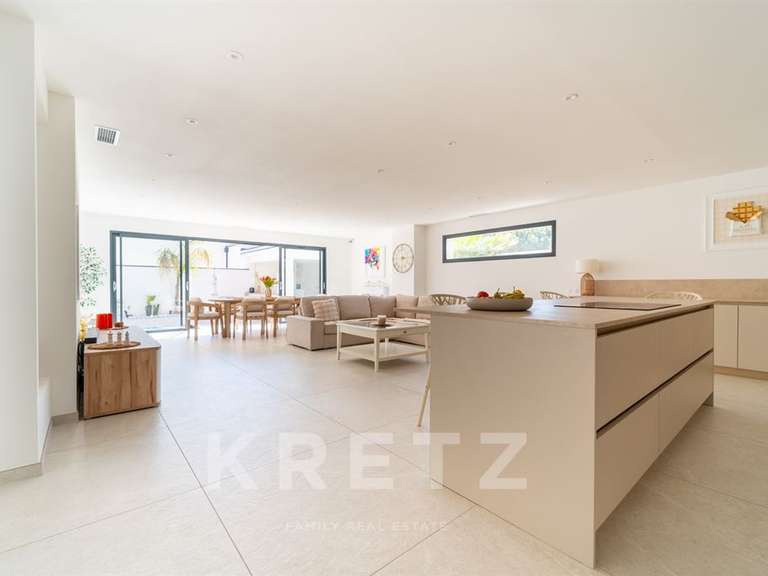 Maison Agde - 4 chambres - 250m²