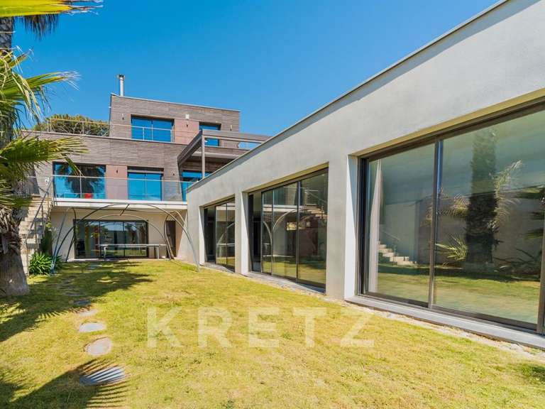 Maison Agde - 4 chambres - 477m²