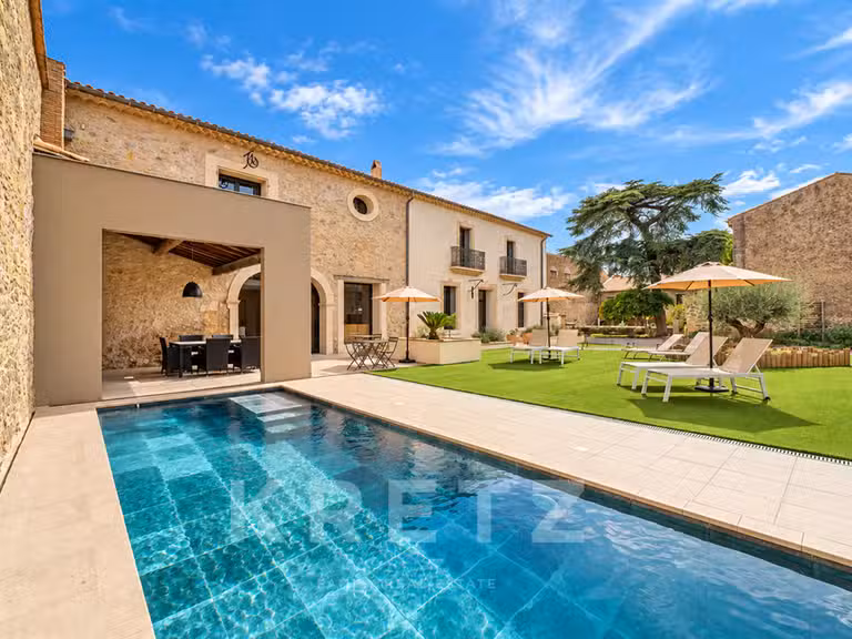 Maison Agde - 12 chambres - 500m²