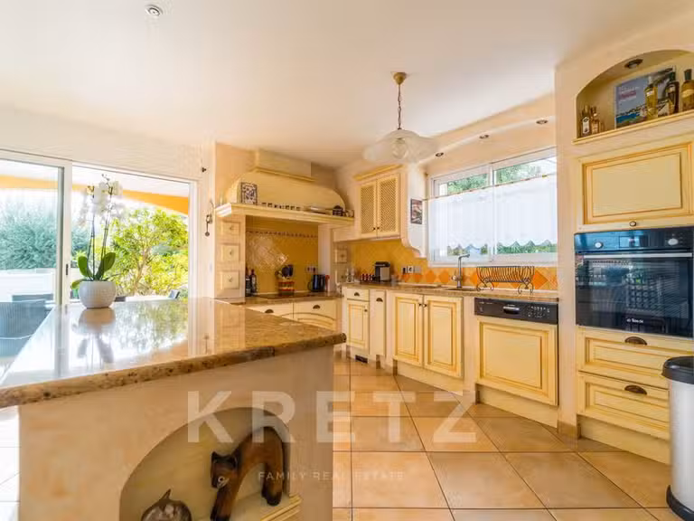 Maison Agde - 4 chambres - 158m²