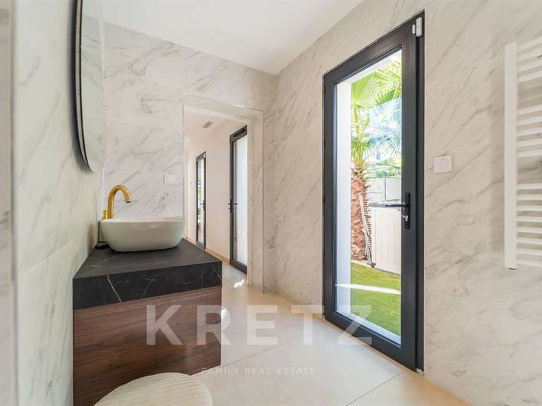 Maison Agde - 4 chambres - 182m²