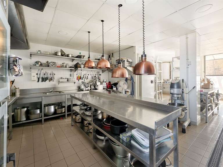 Propriété Agde - 40 chambres - 2026m²