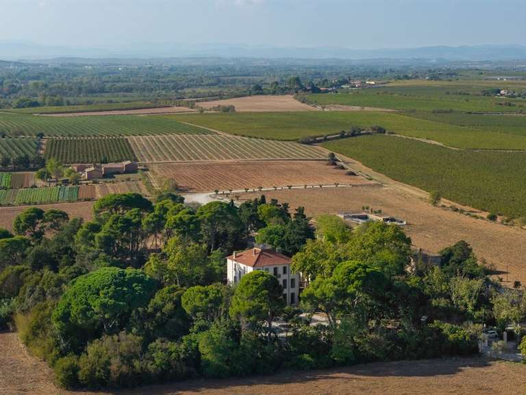 Propriété Agde - 40 chambres - 2026m²