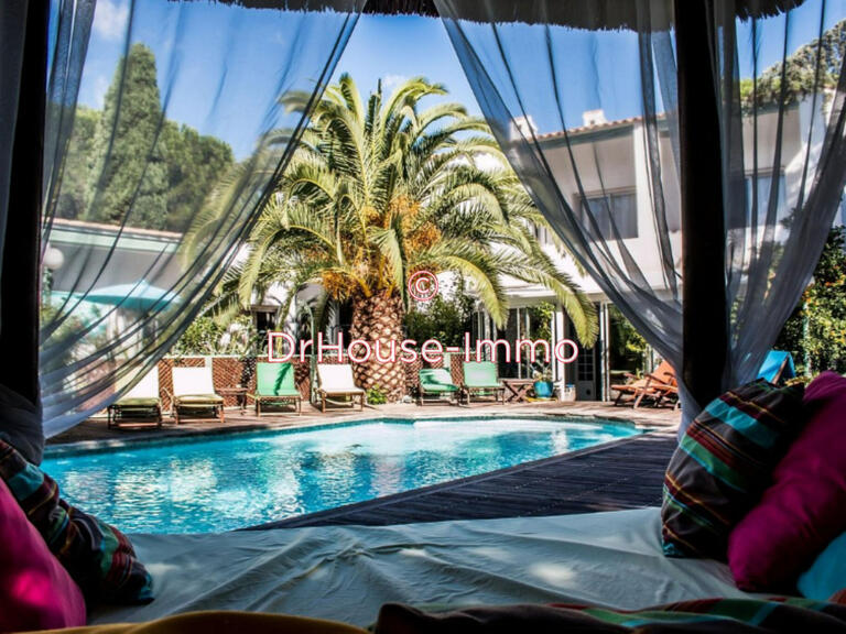Villa Agde - 7 chambres - 530m²