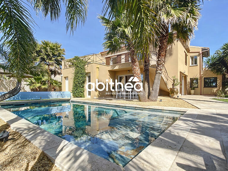 Villa Agde - 4 chambres - 224m²