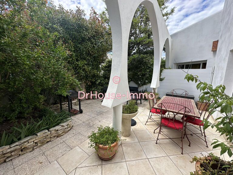 Villa Agde - 2 chambres - 161m²