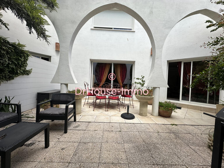 Villa Agde - 2 chambres - 161m²