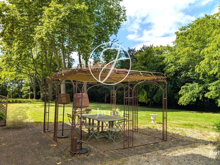 Château Agen - 700m²