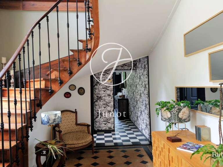 Château Agen - 700m²