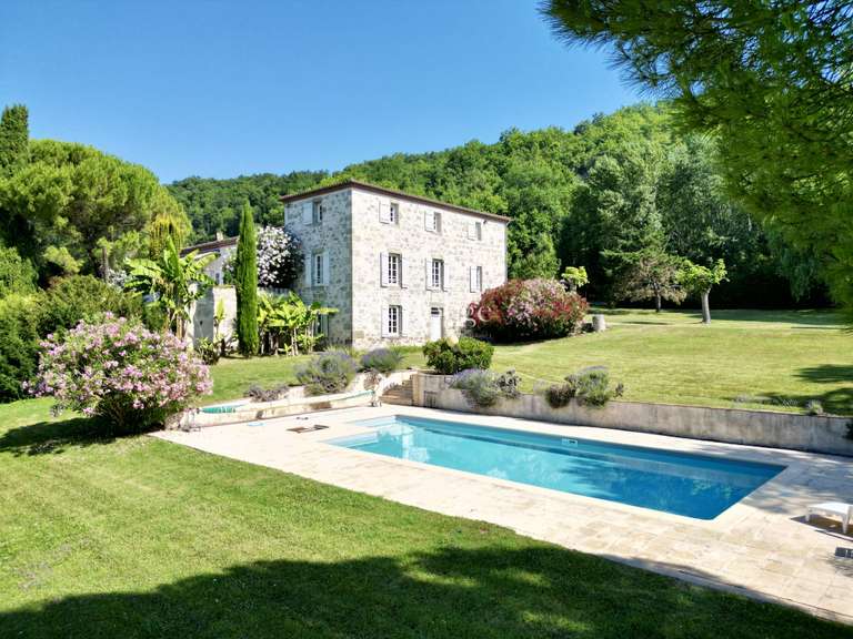 Maison Agen - 5 chambres - 257m²