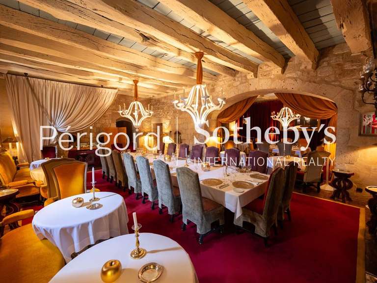 Maison Agen - 10 chambres - 1567m²