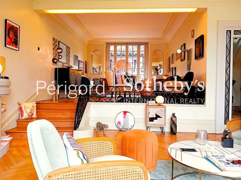 House Agen - 6 bedrooms - 380m²