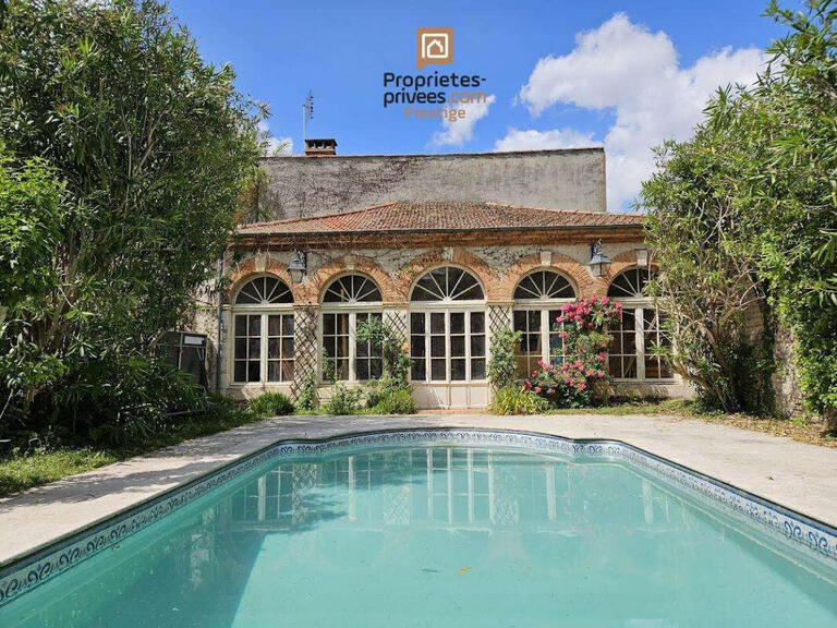 Property Agen - 5 bedrooms