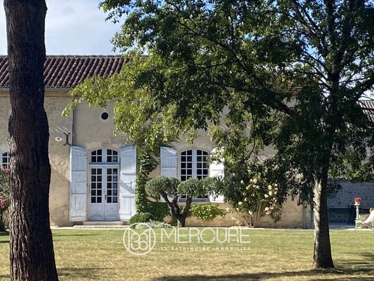 Propriété Agen - 5 chambres - 360m²