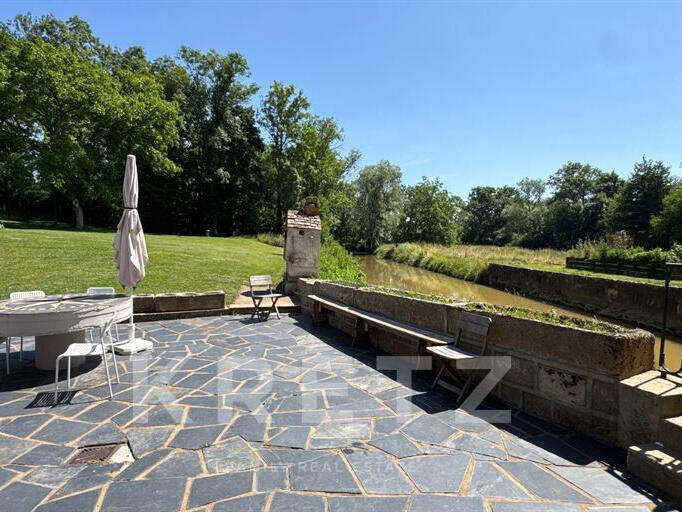 Maison Agonges - 7 chambres - 420m²