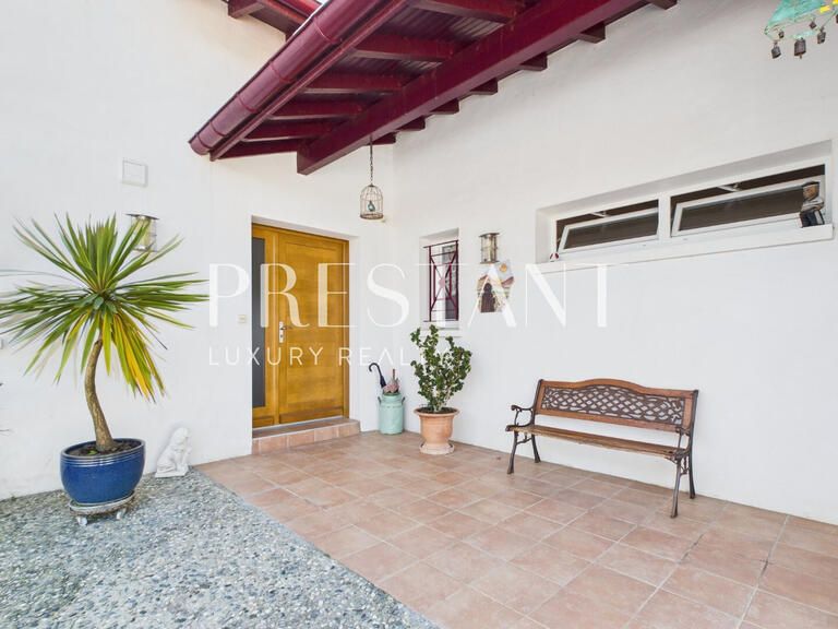 Maison Ahetze - 4 chambres - 205m²