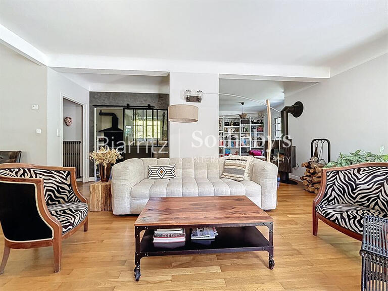 Maison Ahetze - 3 chambres - 180m²