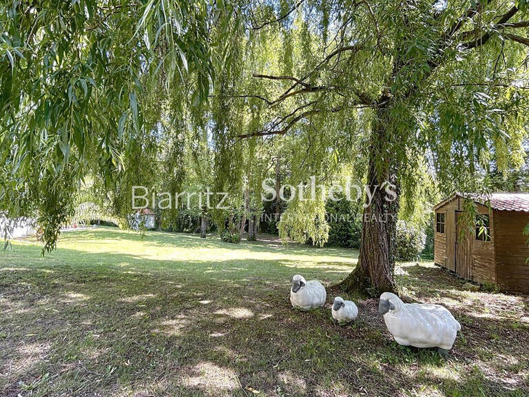 Maison Ahetze - 3 chambres - 180m²