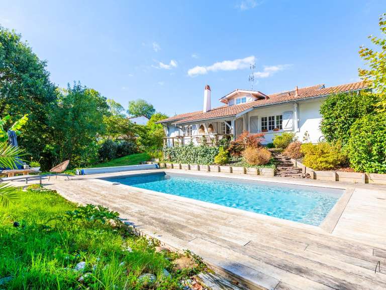 Maison Ahetze - 4 chambres - 180m²